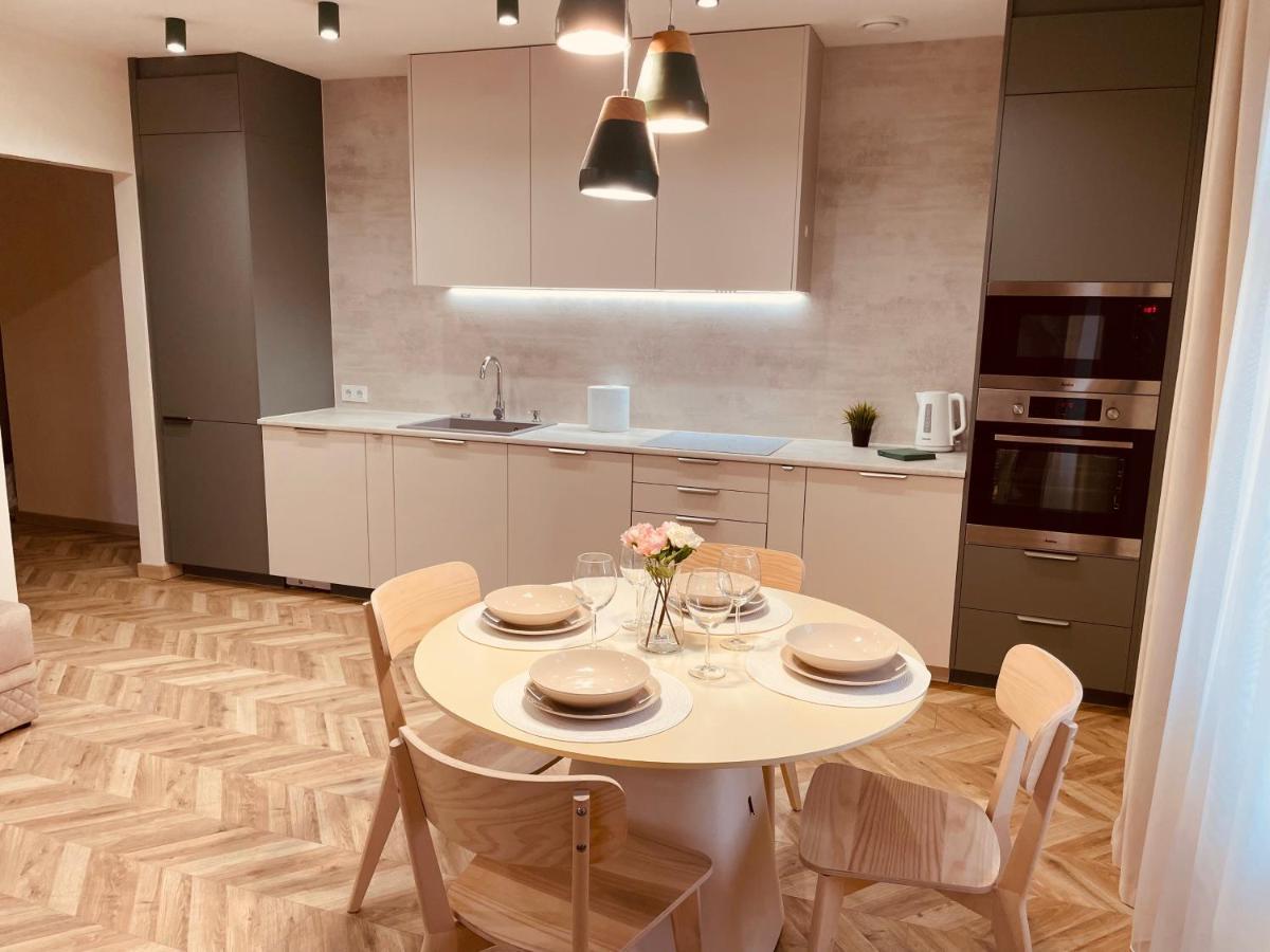 Kobiela Apartments Family Delux Ktw City Center Катовице Екстериор снимка